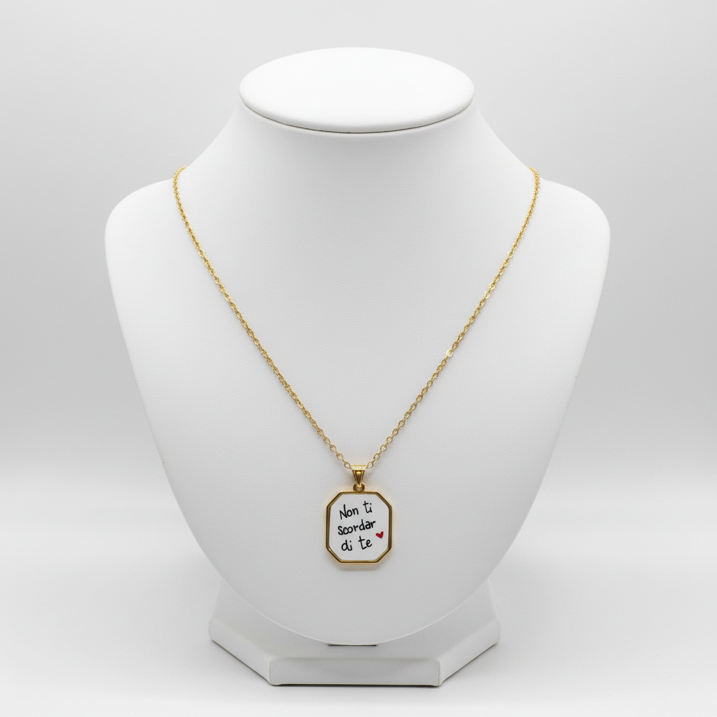 Collana Non ti scordar di te su busto bianco